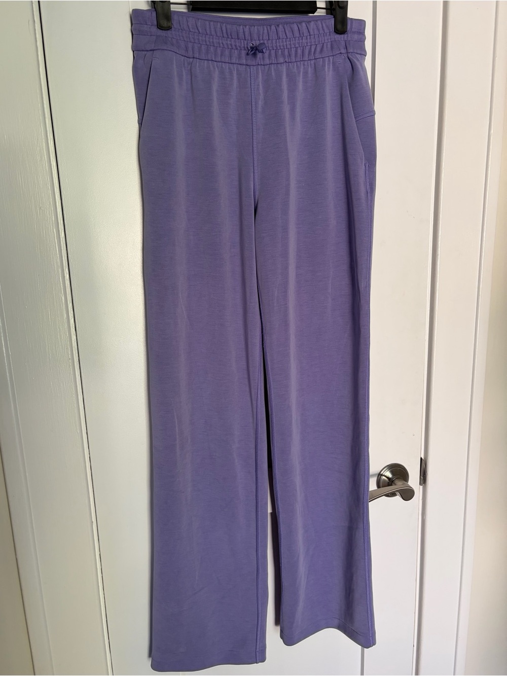 43. Size 6 LULULEMON Purple Softstreme Straight Leg Pants
